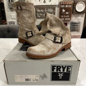 Vintage Frye Veronica Shortie White Crackle Slouch Boot